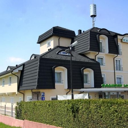 Grandvid Hotel Skofljica Экстерьер фото