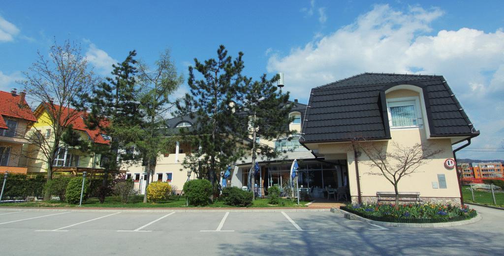 Grandvid Hotel Skofljica Экстерьер фото