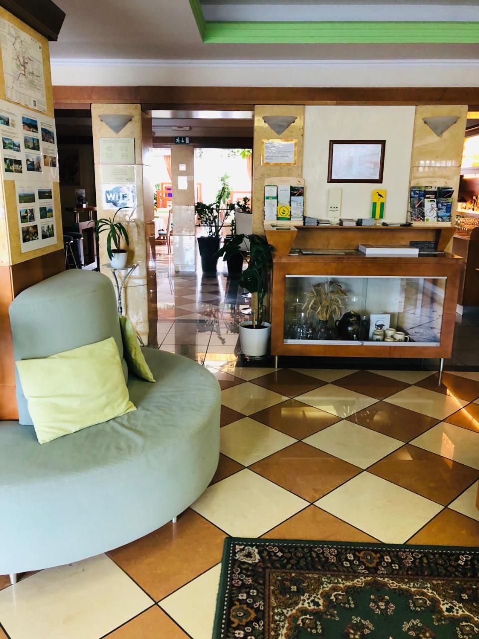 Grandvid Hotel Skofljica Экстерьер фото